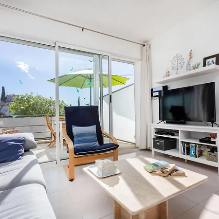 Grifeu-4 By Interhome Appartement